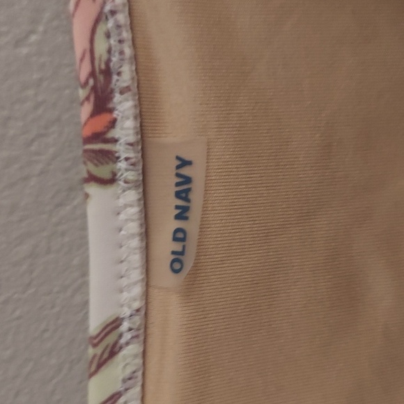 OLD NAVY Ruffle Trimmed Floral Tankini Swim Top - Picture 10 of 10